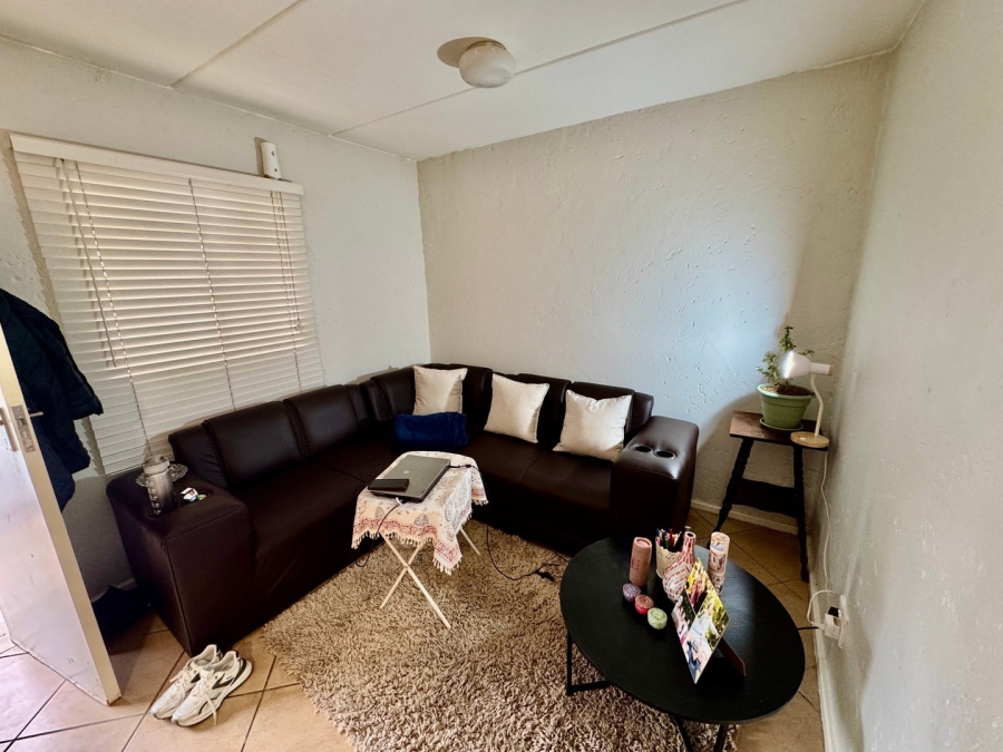 1 Bedroom Property for Sale in Van Der Hoff Park North West